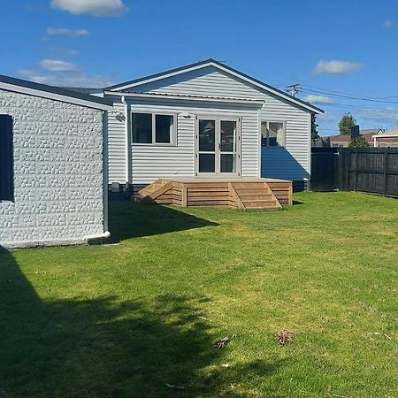 Cozy, New, Private 3 Bedroom Home Hamilton Exterior foto